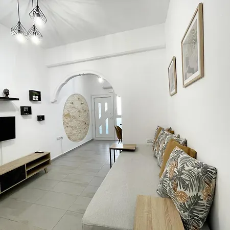 23 * Rethymno (Crete)